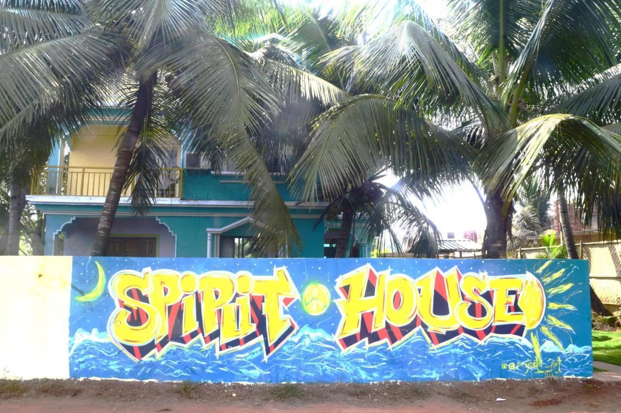 Spirithouse Hostel アランボル エクステリア 写真
