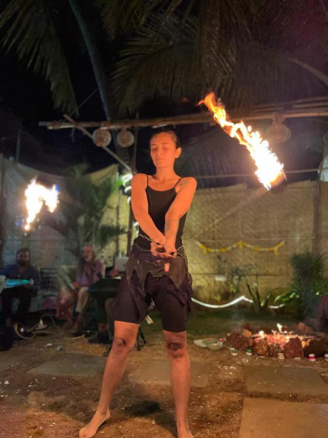 Spirithouse Hostel アランボル エクステリア 写真